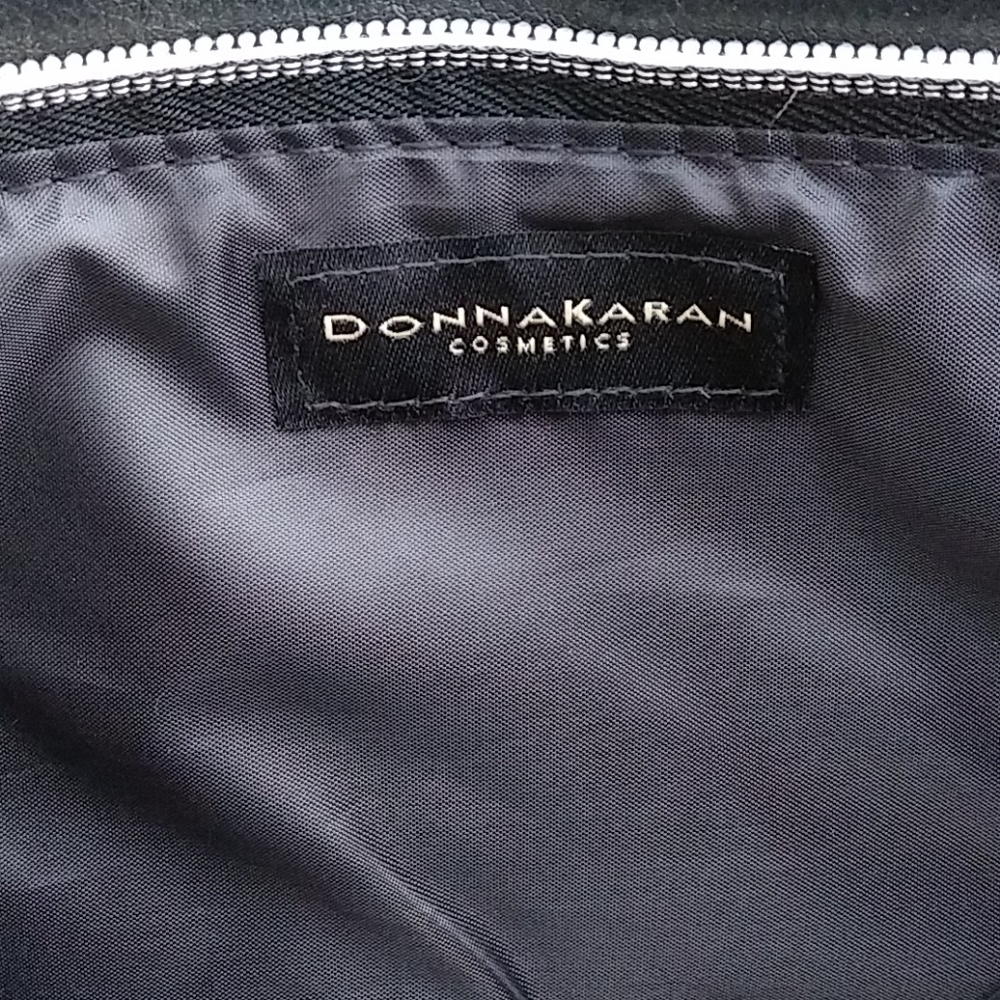 Donna Karan Cashmere Collection Tote & Travel Bag - Picture 6 of 6